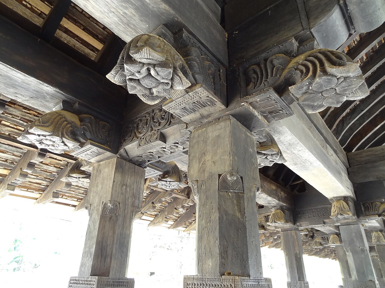 Buwanekabahu V and Fragmentation of Gampola